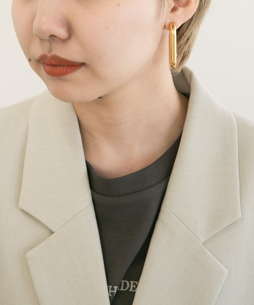 KBF(ケイビーエフ)の「カールステンレスピアス(ピアス(両耳用)・レディース・シルバー/ゴールド・ONE)」の7枚目の写真