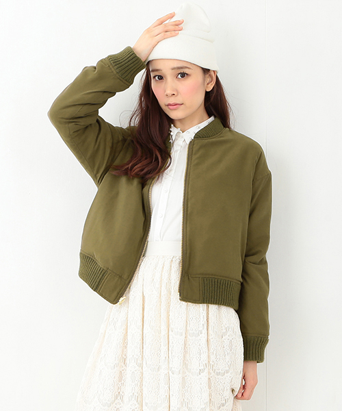 CAROLINA GLASER（カロリナ グレイサー）の「CAROLINA GLASER / リバーシブル ボアブルゾン（ブルゾン・レディース・ブラック/カーキブラウン・ONE SIZE）」の22枚目の写真