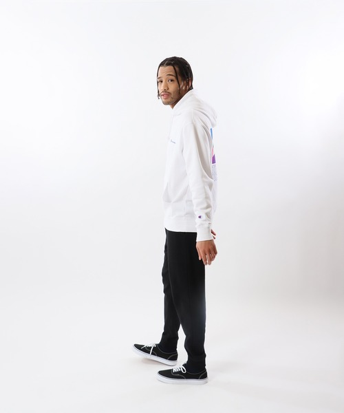 Champion(チャンピオン)の「【Champion/チャンピオン】メンズ ベーシック 大きいサイズ フーデッドスウェットシャツ(パーカー・メンズ・ネイビー/モカ/ホワイト/ブラック・XX-LARGE/XXX-LARGE/XXXX-LARGE)」の17枚目の写真