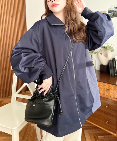 moment+（モーメントプラス）の「コットンライクツイルスタンドリブカラージップコート（カバーオール・レディース・ネイビー/アイボリー/ブラック/カーキ・M/L）」の16枚目の写真