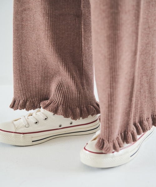Crisp（クリスプ）の「リブフリルニットパンツ（その他パンツ・レディース・アイボリー/ブラウン/ベージュ/ピンクベージュ・FREE）」の11枚目の写真