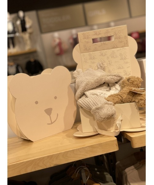 GAP（ギャップ）の「ブラナンベアギフトボックス（ラッピングキット・キッズ・ホワイト・FREE）」の3枚目の写真