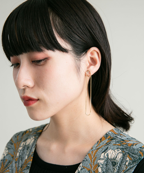 KBF（ケイビーエフ）の「ロングオーバルチェーンイヤリング（イヤリング・レディース・シルバー/ゴールド・ONE）」の7枚目の写真