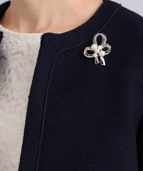 OPAQUE.CLIP（オペークドットクリップ）の「◆リボン型ブローチ/セレモニー対応（ブローチ/コサージュ・レディース・シルバー/ゴールド・00）」の6枚目の写真