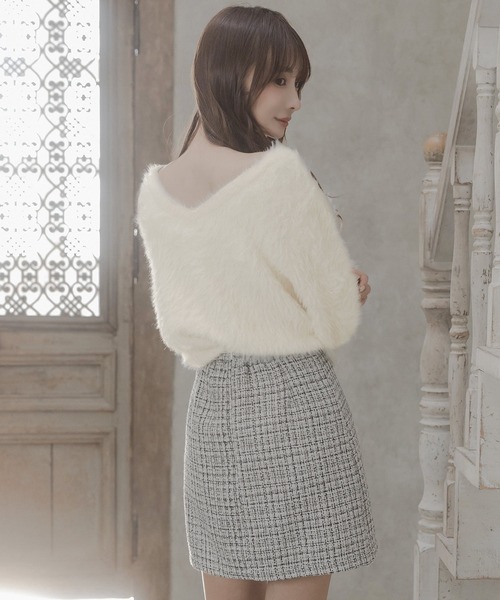 Julia Boutique(ジュリアブティック)の「前後ネックボリュームシャギータッチニットトップス/23589(ニット/セーター・レディース・ブラック/オフホワイト・ONE)」の17枚目の写真