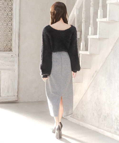 Julia Boutique(ジュリアブティック)の「前後ネックボリュームシャギータッチニットトップス/23589(ニット/セーター・レディース・ブラック/オフホワイト・ONE)」の11枚目の写真