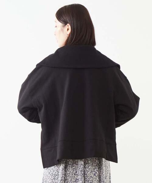 SOFFITTO（ソフィット）の「セーラーカラージップスウェット（スウェット・レディース・ブラック/ラベンダー/ベージュ・FREE）」の22枚目の写真