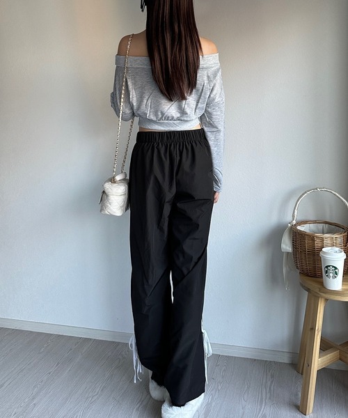 Silly（シリー）の「【韓国っぽトレンドアイテム！】サイドリボントラックパンツ（その他パンツ・レディース・ブラック・LARGE/MEDIUM）」の6枚目の写真