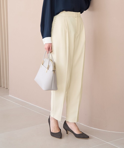 ROPE' PICNIC（ロペピクニック）の「パールディティールパンツ/セットアップ対応（その他パンツ・レディース・サックスブルー/オフホワイト/ネイビー・40/38/36）」の22枚目の写真