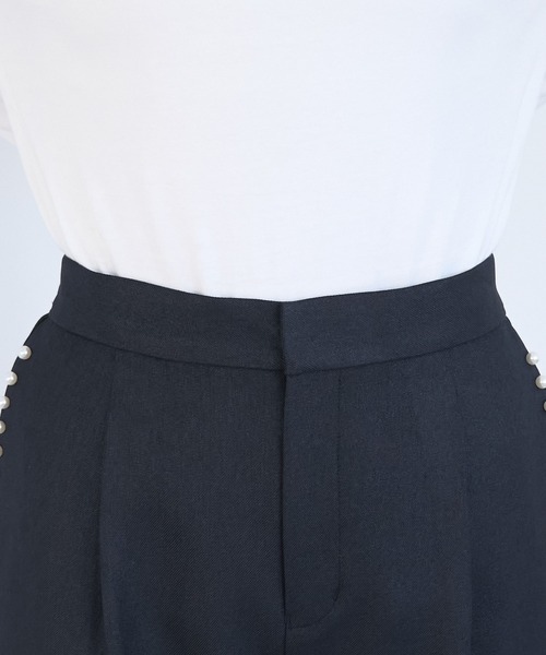 ROPE' PICNIC（ロペピクニック）の「パールディティールパンツ/セットアップ対応（その他パンツ・レディース・サックスブルー/オフホワイト/ネイビー・40/38/36）」の8枚目の写真
