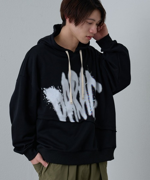 COLONY 2139（コロニートゥーワンスリーナイン）の「裏毛キリカエパーカー（パーカー・メンズ・グレー/ブラック・MEDIUM/LARGE）」の2枚目の写真