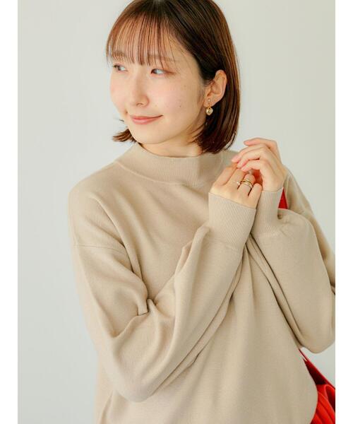 Te chichi TERRASSE(テチチテラス)の「ラメラインハイネックニット(ニット/セーター・レディース・イエロー/ブルー/オフホワイト/ベージュ/ブラック・F)」の4枚目の写真