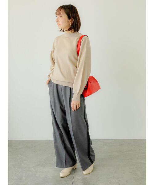 Te chichi TERRASSE(テチチテラス)の「ラメラインハイネックニット(ニット/セーター・レディース・イエロー/ブルー/オフホワイト/ベージュ/ブラック・F)」の19枚目の写真