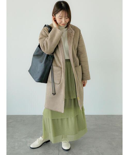 Te chichi TERRASSE(テチチテラス)の「ラメラインハイネックニット(ニット/セーター・レディース・イエロー/ブルー/オフホワイト/ベージュ/ブラック・F)」の22枚目の写真