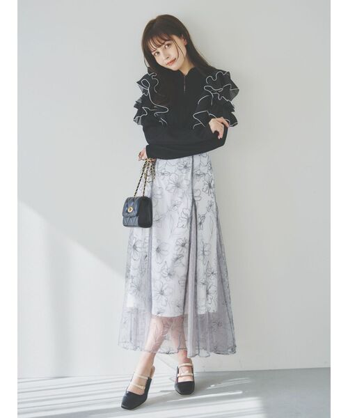 dazzlin（ダズリン）の「フロントホック長袖フリルトップス（Tシャツ/カットソー・レディース・ブラック/オフホワイト/グレー/ベージュ・FREE）」の9枚目の写真