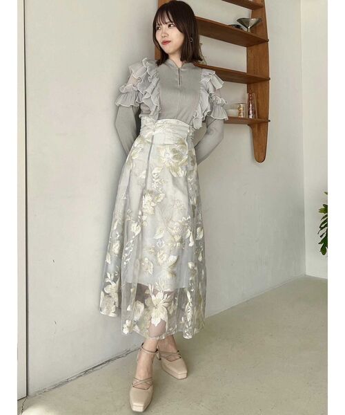 dazzlin（ダズリン）の「フロントホック長袖フリルトップス（Tシャツ/カットソー・レディース・ブラック/オフホワイト/グレー/ベージュ・FREE）」の12枚目の写真