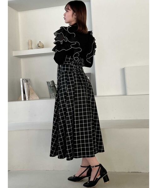 dazzlin（ダズリン）の「フロントホック長袖フリルトップス（Tシャツ/カットソー・レディース・ブラック/オフホワイト/グレー/ベージュ・FREE）」の20枚目の写真