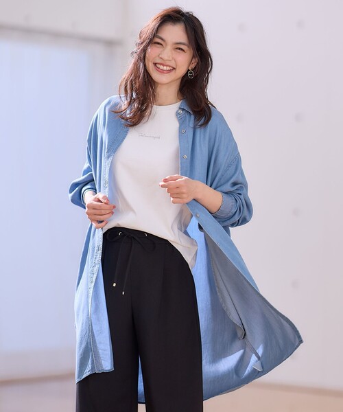 ANY（エニィ）の「ウォッシャブルデニムシャツ（シャツ/ブラウス・レディース・グレー系/ブルー系・F）」の2枚目の写真