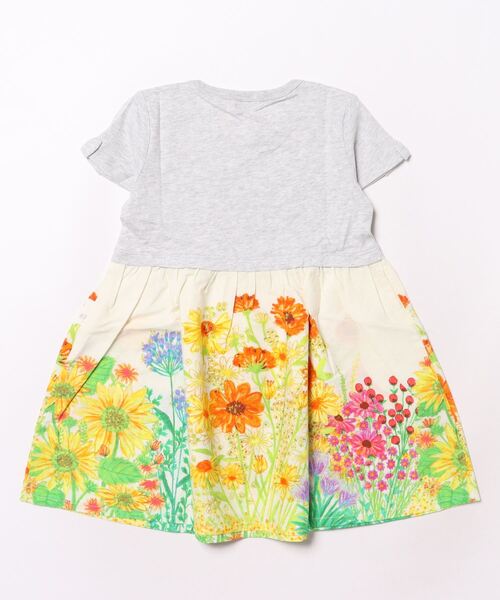 KP（ケーピー）の「花パネルプリントのドッキング半袖ワンピース(100～130cm)（ワンピース・キッズ・オフホワイト・100cm/110cm/120cm/130cm）」の2枚目の写真