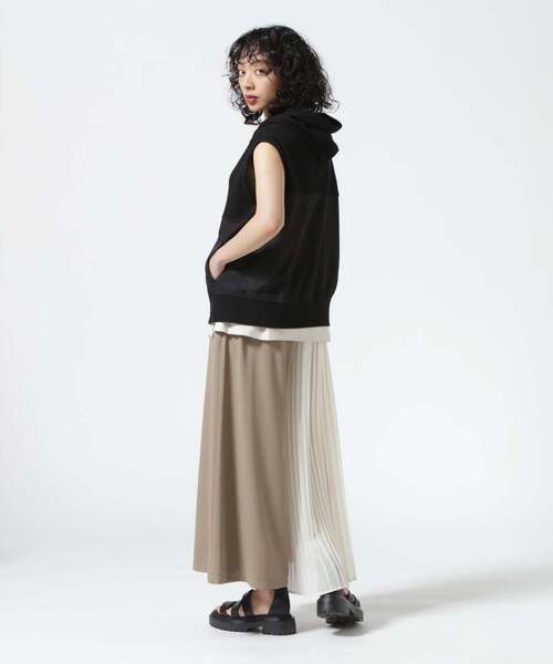 Risley（リズレー）の「Risley/リズレー/ドッキングノースリーブパーカー（パーカー・レディース・ブラック/グレー・F）」の4枚目の写真