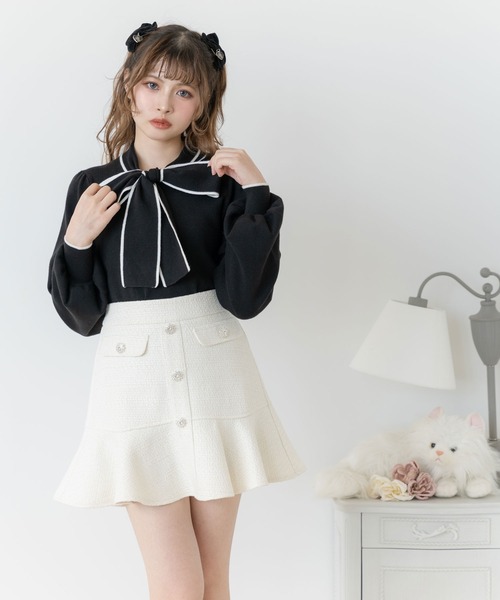 DearMyLoveRose(ディアマイラブローズ)の「ビジューボタンツイードフリルスカート(スカート・レディース・ホワイト/ブラック/オフホワイト・SMALL/MEDIUM/LL/LARGE/3L)」の5枚目の写真