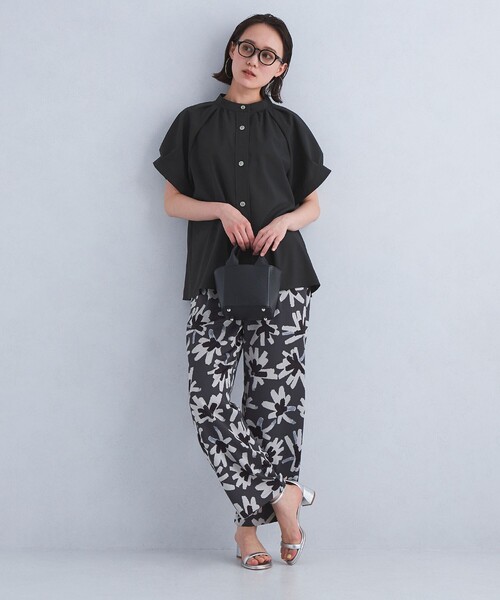 green label relaxing（グリーンレーベルリラクシング）の「スタンドネック 2WAY ブラウス（シャツ/ブラウス・レディース・ターコイズブルー/オフホワイト/ブラック・FREE）」の22枚目の写真