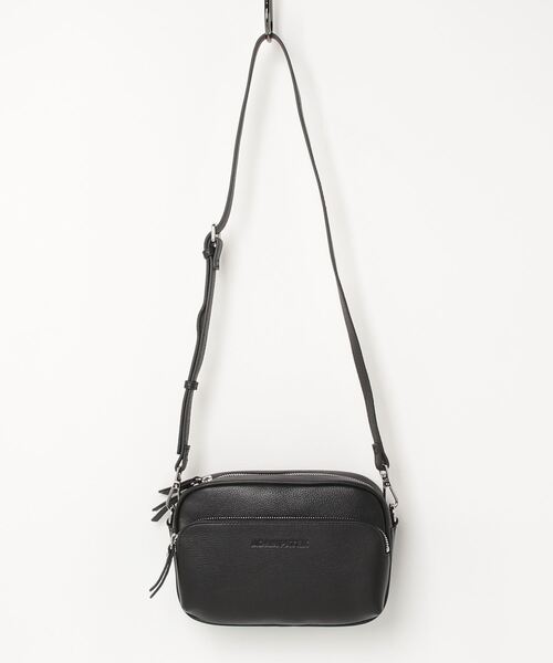 ADAM PATEK(アダムパテック)の「『ADAM PATEK』 shrink leather mini camera bag/レザーミニカメラバッグ(ショルダーバッグ・メンズ・ブラック・FREE)」の1枚目の写真