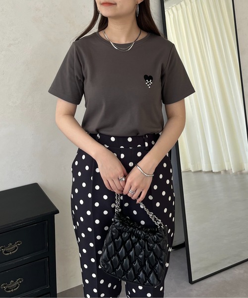 prose verse(プロズヴェール)の「フロッキーハートランダムパールTシャツ(Tシャツ/カットソー・レディース・チャコールグレー/オフホワイト・フリ-)」の14枚目の写真