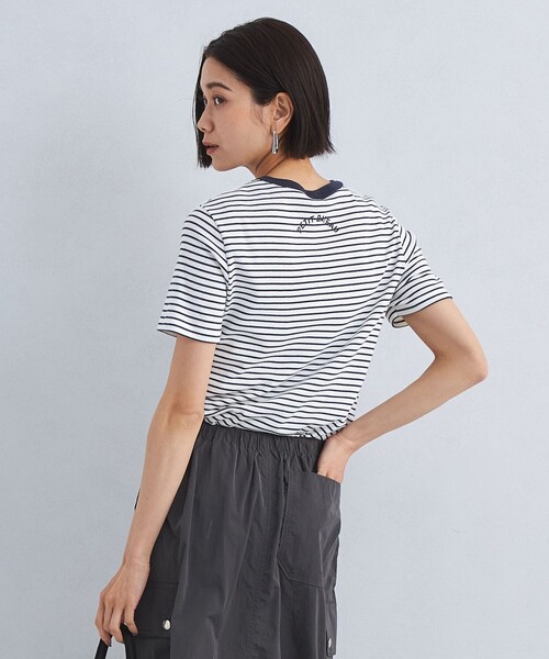 PETIT BATEAU(プチバトー)の「【別注】<PETIT BATEAU>バックプリント ショートスリーブ Tシャツ(Tシャツ/カットソー・レディース・その他1/オフホワイト/ブラック/ダークブラウン・FREE)」の4枚目の写真