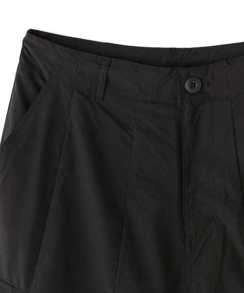 WHITELAND（ホワイトランド）の「WHITELAND/ホワイトランド/NYLON CARGO SHORT（その他パンツ・レディース・ブラック・F）」の10枚目の写真
