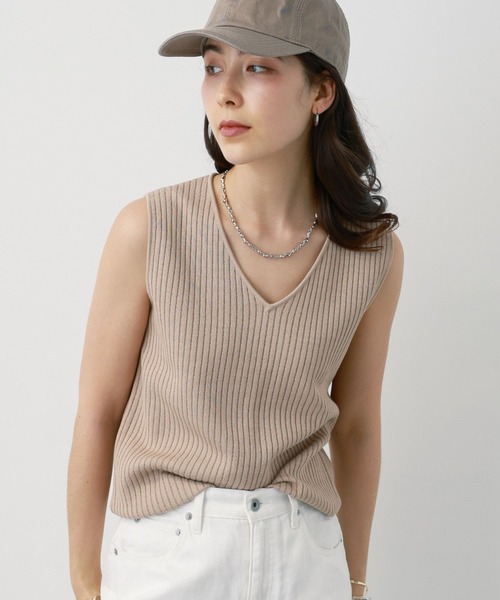 saloon(サルーン)の「SALOON(サルーン)/ Vネックラメノースリニット【手洗い可】(ニット/セーター・レディース・オフホワイト/ブラック/ベージュ・FREE)」の19枚目の写真