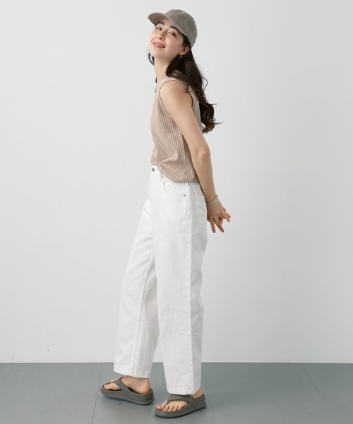 saloon(サルーン)の「SALOON(サルーン)/ Vネックラメノースリニット【手洗い可】(ニット/セーター・レディース・オフホワイト/ブラック/ベージュ・FREE)」の4枚目の写真