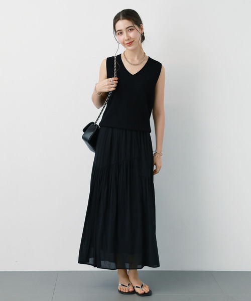 saloon(サルーン)の「SALOON(サルーン)/ Vネックラメノースリニット【手洗い可】(ニット/セーター・レディース・オフホワイト/ブラック/ベージュ・FREE)」の16枚目の写真