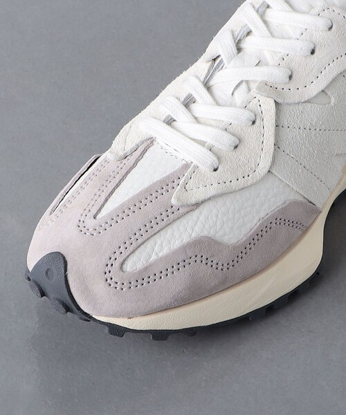 NEW BALANCE（ニューバランス）の「＜New Balance＞U327 スニーカー（スニーカー・レディース・オフホワイト/グレー・22.5cm/24.5cm/24cm/25cm/23.5cm/23cm）」の6枚目の写真