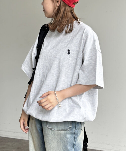 U.S. POLO ASSN.(ユーエスポロアッスン)の「【U.S. POLO ASSN.】バルーンT(Tシャツ/カットソー・レディース・グレー/ホワイト系その他/ホワイト/ネイビー/ブラック・LARGE/SMALL/MEDIUM)」の4枚目の写真