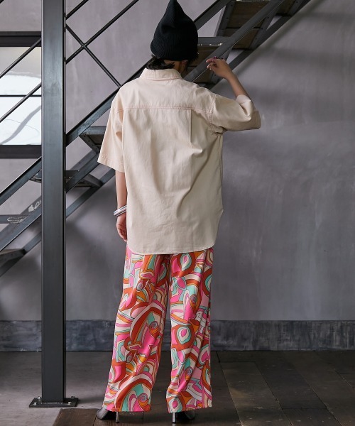 GEVS.(ジェイヴィス)の「<大きいサイズ> 配色ステッチチュニックシャツ GEVS.(シャツ/ブラウス・レディース・ブラック/ベージュ・3L/4L/5L/L/LL)」の10枚目の写真