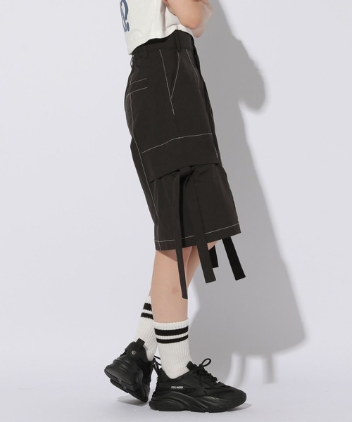 Anui（アニュイ）の「【UNISEX/2サイズ展開】スケーターハーフパンツ（カーゴパンツ・レディース・ブラウン/ブラック・MEDIUM/SMALL）」の9枚目の写真