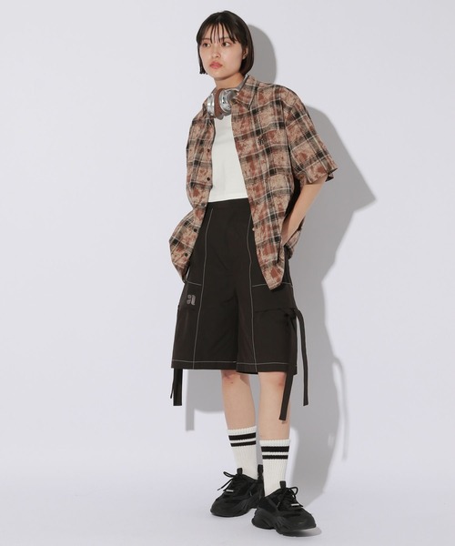 Anui（アニュイ）の「【UNISEX/2サイズ展開】スケーターハーフパンツ（カーゴパンツ・レディース・ブラウン/ブラック・MEDIUM/SMALL）」の10枚目の写真