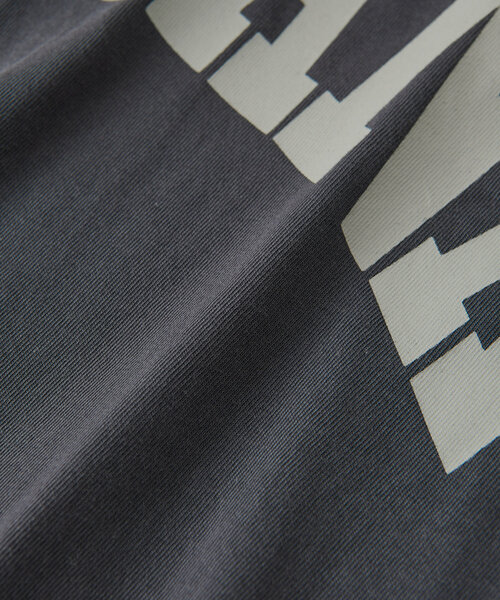 un dix cors(アンディコール)の「MONTANAロゴTEE(Tシャツ/カットソー・レディース・チャコールグレー/オフホワイト/ブルー・FREE)」の17枚目の写真
