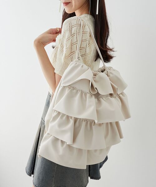 MAJESTIC LEGON（マジェスティックレゴン）の「2wayフリルナップサック（バックパック/リュック・レディース・アイボリー/ブラック・FREE）」の3枚目の写真