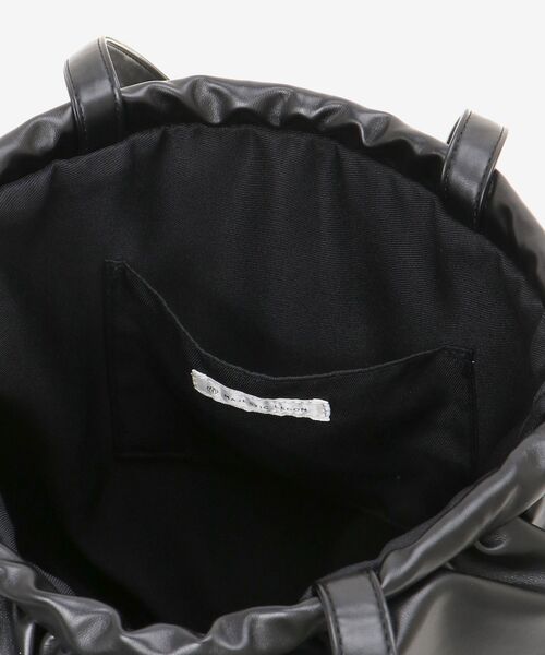 MAJESTIC LEGON（マジェスティックレゴン）の「2wayフリルナップサック（バックパック/リュック・レディース・アイボリー/ブラック・FREE）」の15枚目の写真