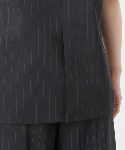 美品✨️⭐︎Nobleノーブル　ジレ 2024 紺　きれいめストライプ　ベスト 美品✨️⭐︎Nobleノーブル ジレ 2024 紺 きれいめストライプ