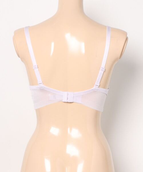 TRIUMPH(トリンプ)の「天使のブラ 魔法のハリ感606 ノンワイヤーブラジャー【D,Eカップ】 TR606 P(ブラジャー・レディース・パープル/グレー・E80/E70/E65/D80/D75/D70/D65/E75)」の10枚目の写真