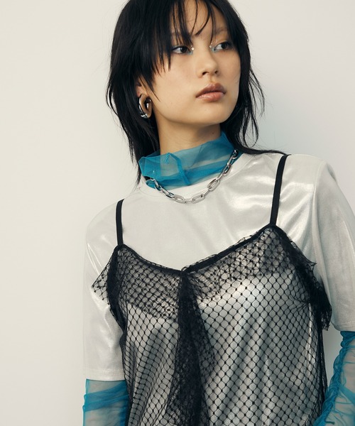 uyu.(ウユ)の「Mesh Sheer Ruffle Cami Dress / メッシュシアーフリルキャミワンピース【uyu./ウユ】(ワンピース・レディース・ブラック/ピンク・FREE)」の4枚目の写真