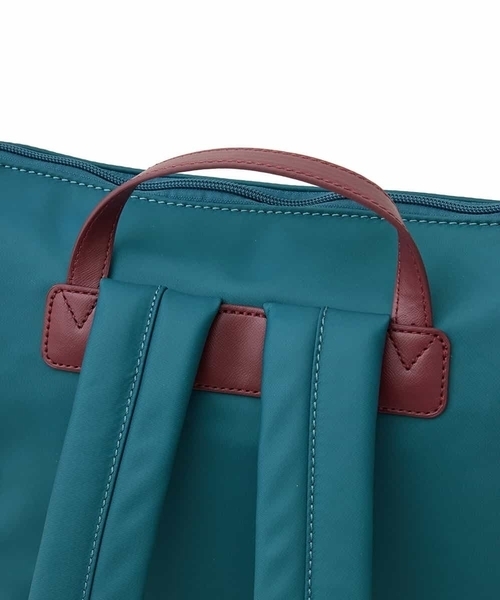 Jocomomola（ホコモモラ）の「ナイロンスクエアリュック（バックパック