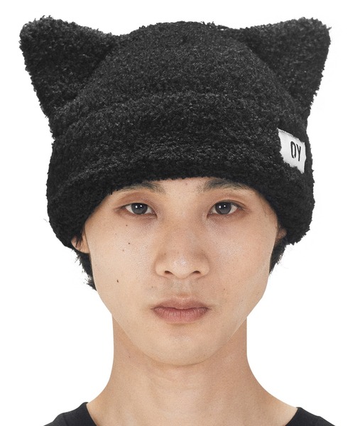 ★OY★EAR LOGO BEANIE - IVORY★正規品/韓国直送料込/人気 OY（オーワイ）の「『OY/オーワイ』 BOUCLE EARS BEANIE