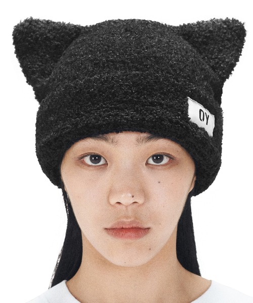 ★OY★EAR LOGO BEANIE - BLACK★正規品/韓国直送料込/人気 OY(オーワイ)の「『OY/オーワイ』 BOUCLE EARS BEANIE