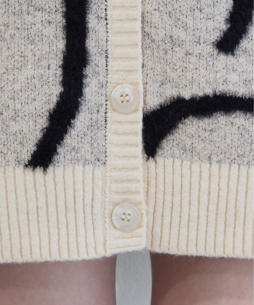 tiptop（ティップトップ）の「フェザーモールリボンVネックカーディガン（カーディガン/ボレロ・レディース・アイボリー/ブラック/チャコールグレー/ブルー・FREE）」の16枚目の写真