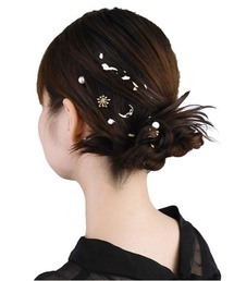 Zoule（ゾーラ）の「Zoule ゾーラ：Luminousシリーズ　crescent moon　ヘアピン（セットUピン）（ヘアピン）」