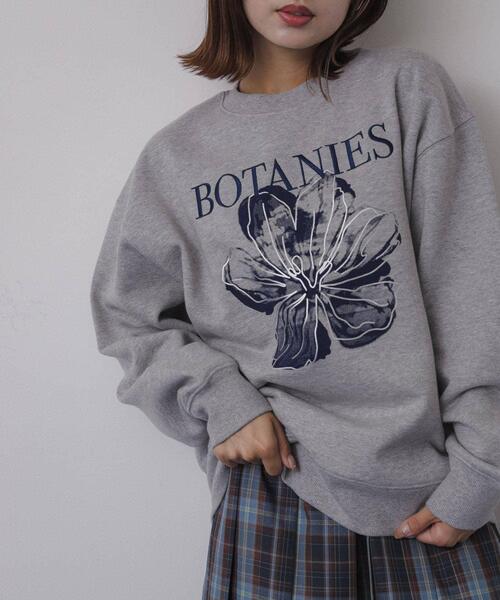 SENSE OF PLACE by URBAN RESEARCH（センスオブプレイスバイアーバンリサーチ）の「シシュウグラフィックルーズスウェット（スウェット・レディース・その他1/その他2/その他3/その他4・ONE）」の9枚目の写真